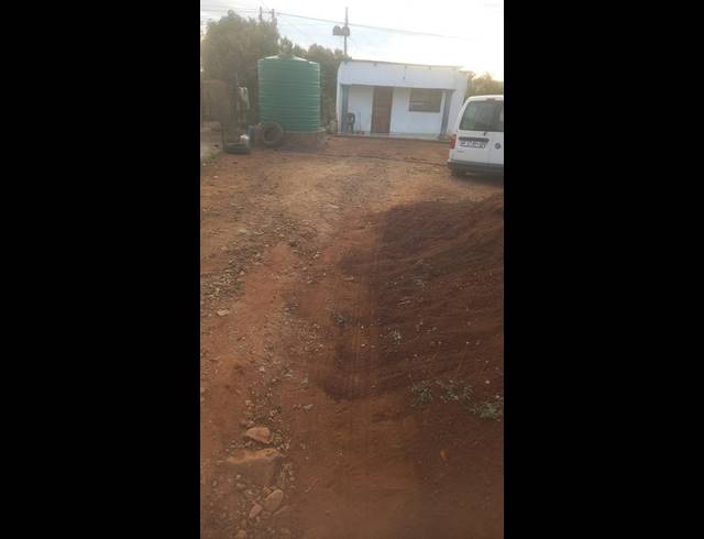 LAND FOR SALE IN MALAMULELE